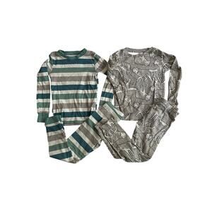 Set of 2 Kid's Striped and Wolf Pajamas